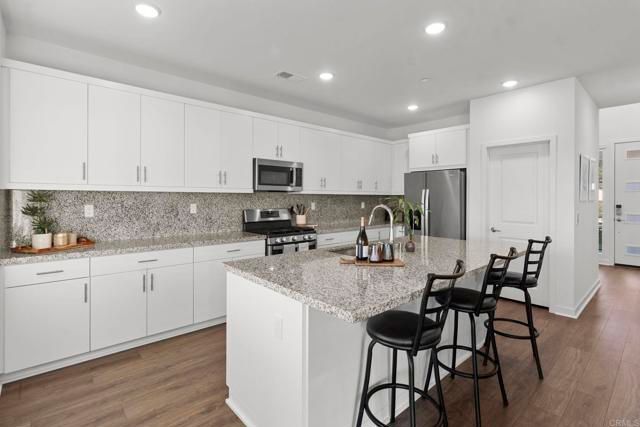 35182 Orchard Trail, Fallbrook, CA 92028