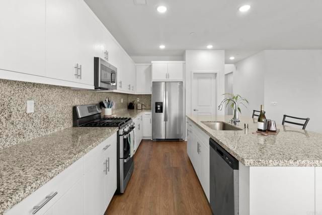 35182 Orchard Trail, Fallbrook, CA 92028