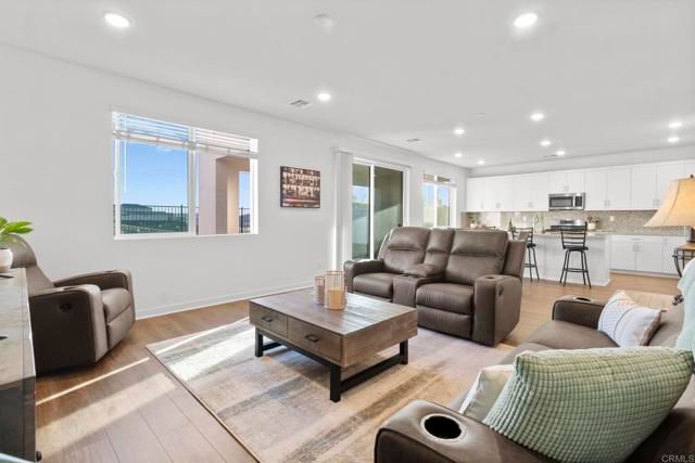 35182 Orchard Trail, Fallbrook, CA 92028