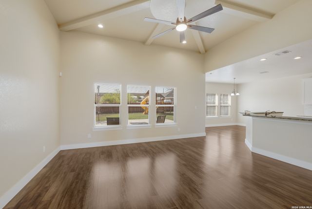 8366 Ventura Blvd, Selma, TX 78154