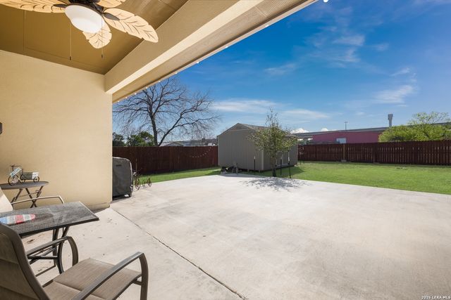 8366 Ventura Blvd, Selma, TX 78154