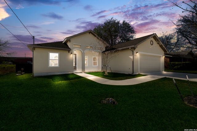 8366 Ventura Blvd, Selma, TX 78154