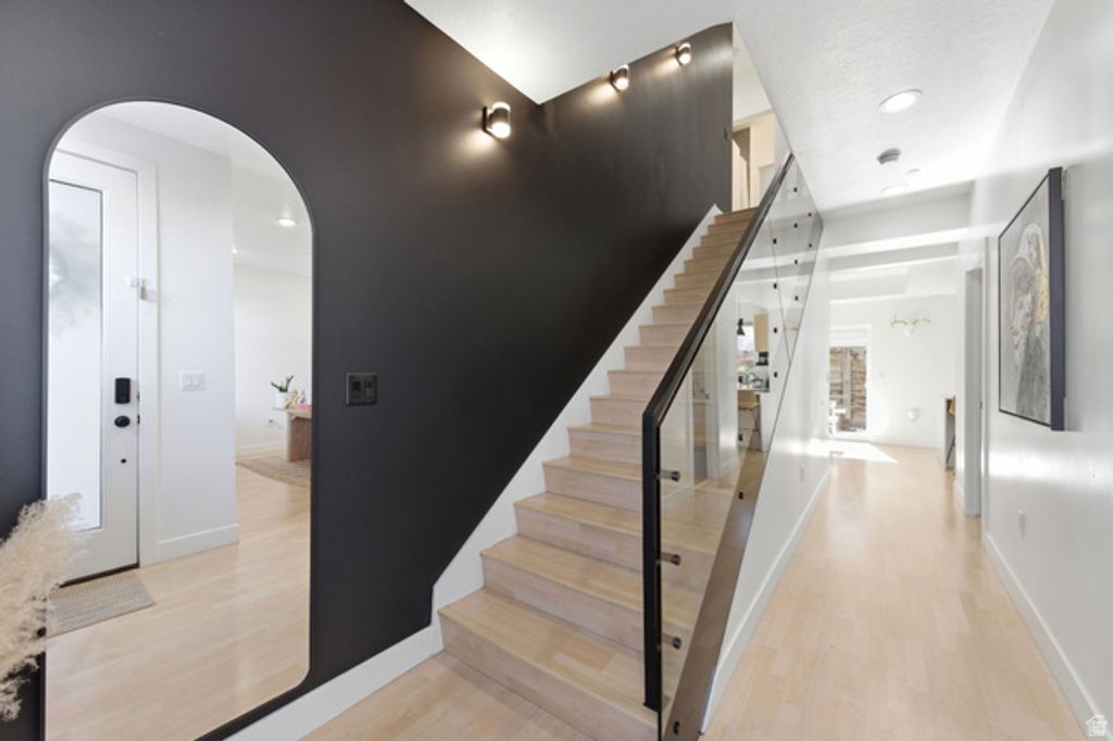 Image 14 of property listing at 2471 S 700 E, Salt Lake City, UT 84106
