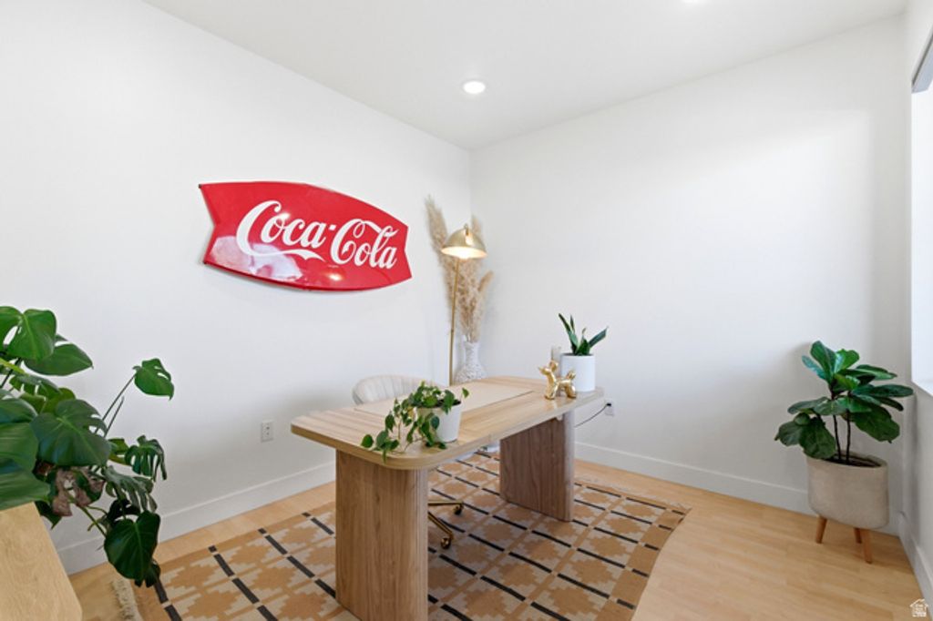 Image 15 of property listing at 2471 S 700 E, Salt Lake City, UT 84106