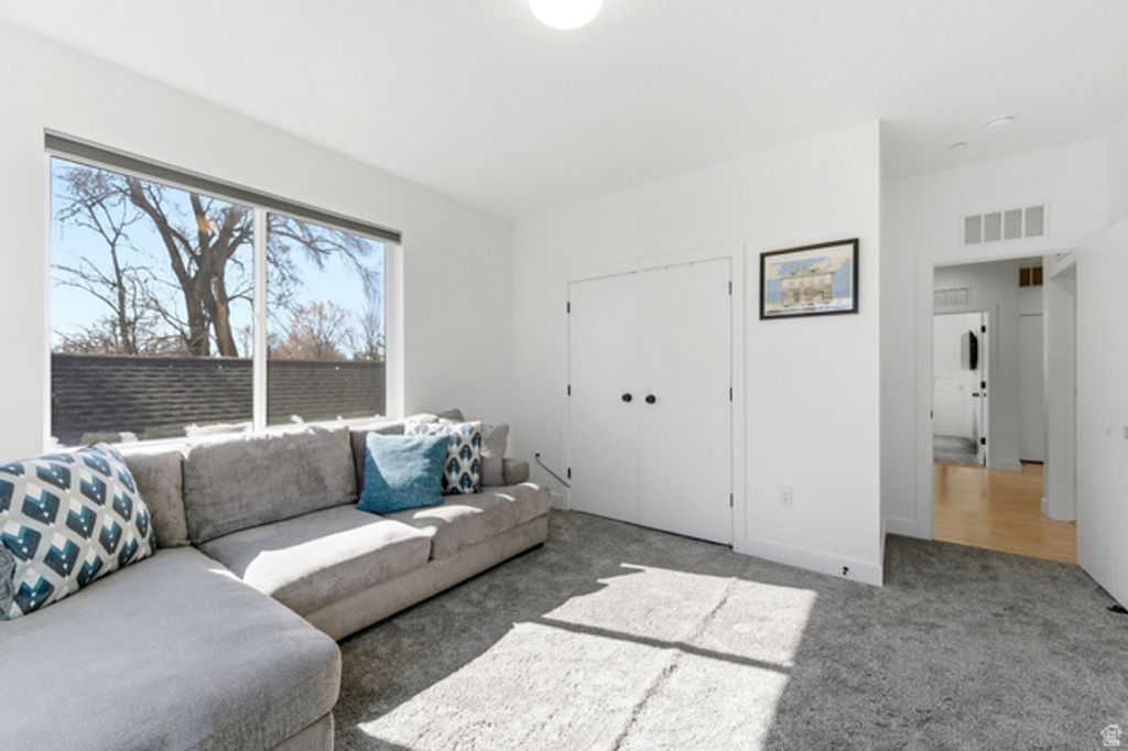 Image 26 of property listing at 2471 S 700 E, Salt Lake City, UT 84106