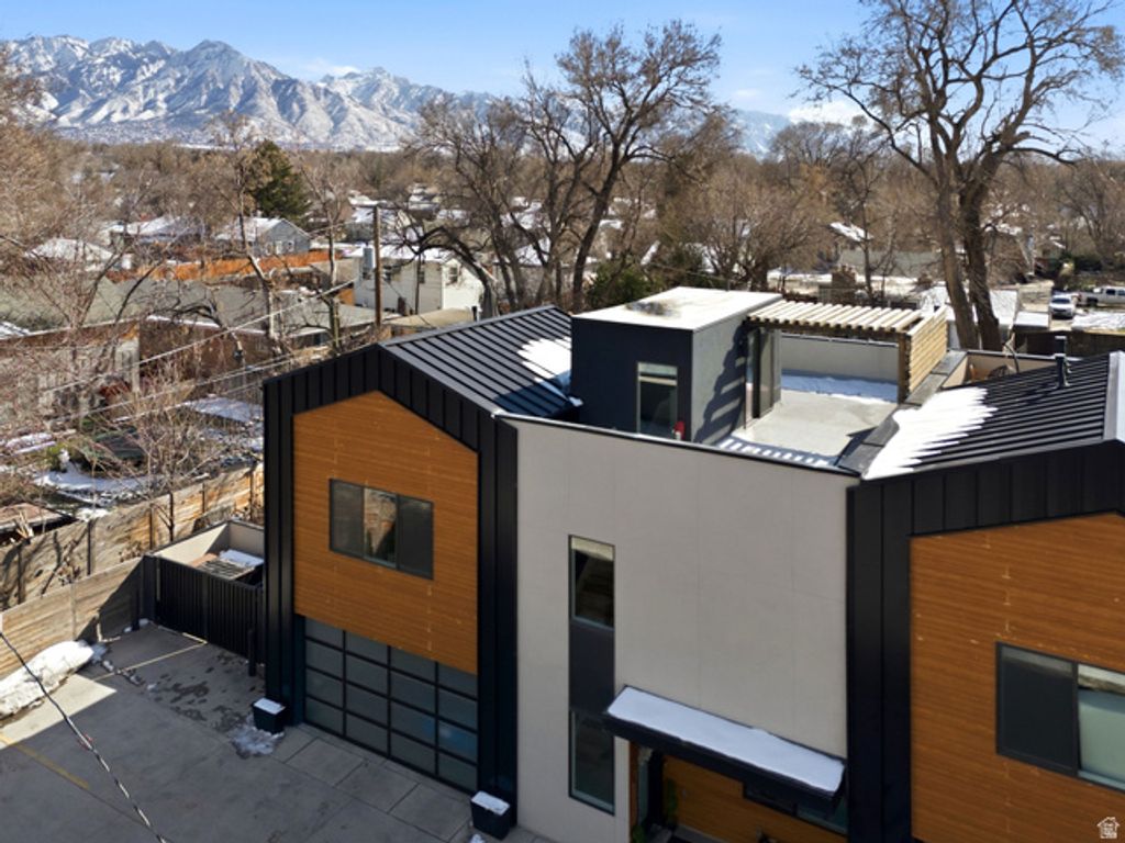 Image 43 of property listing at 2471 S 700 E, Salt Lake City, UT 84106
