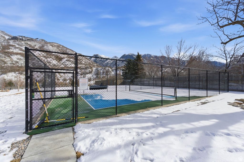 Image 45 of property listing at 2471 S 700 E, Salt Lake City, UT 84106