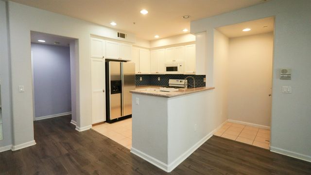 45 Parc Place Dr, Milpitas, CA 95035