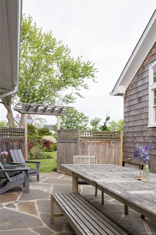 2395 Jackson Street, New Suffolk, NY 11956