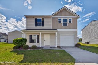 215 Barbour Lane, Hinesville, GA 31313