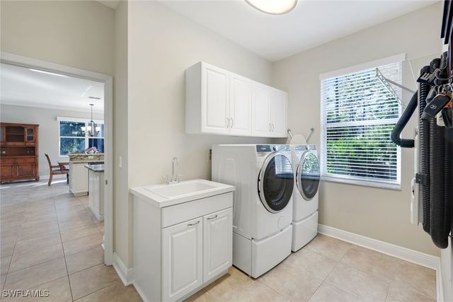 25295 Catskill DR, Bonita Springs, FL 34135