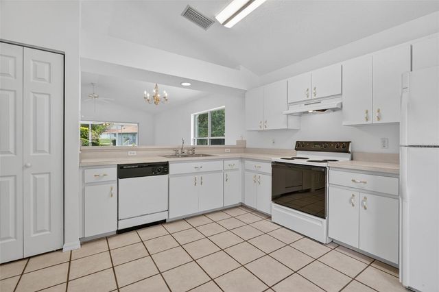 660 W SUNSET STRIP DRIVE, Beverly Hills, FL 34465