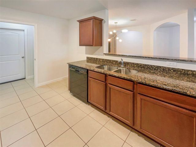 11122 Hillside Creek Drive, Humble, TX 77396