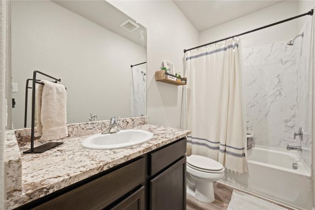 206 Star Spangled DR, Liberty Hill, TX 78642