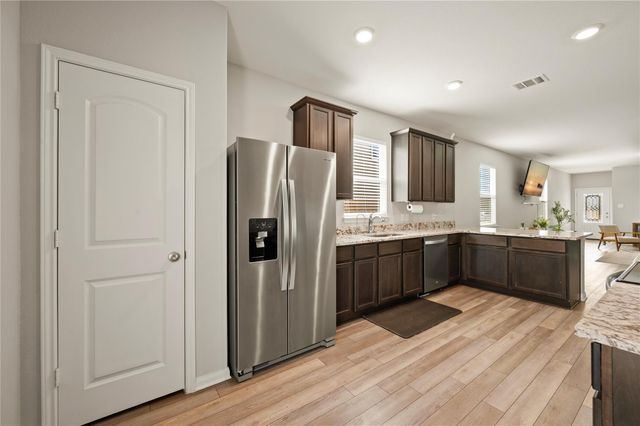 206 Star Spangled DR, Liberty Hill, TX 78642