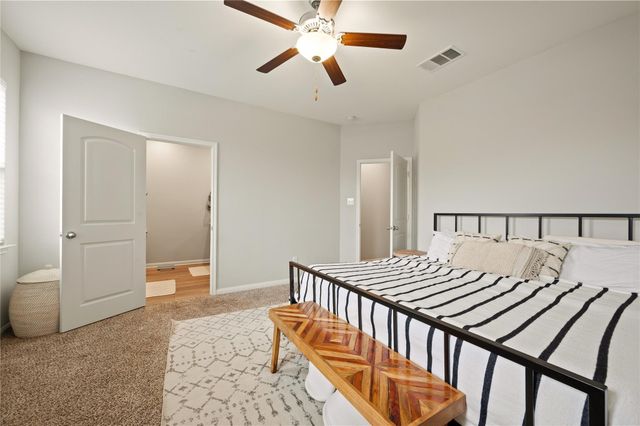 206 Star Spangled DR, Liberty Hill, TX 78642