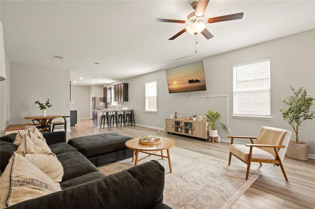 206 Star Spangled DR, Liberty Hill, TX 78642