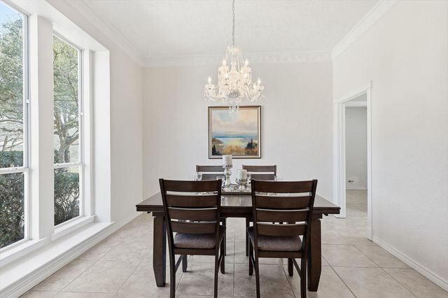 361 Oakview Drive, Lewisville, TX 75077