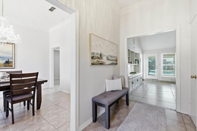 361 Oakview Drive, Lewisville, TX 75077