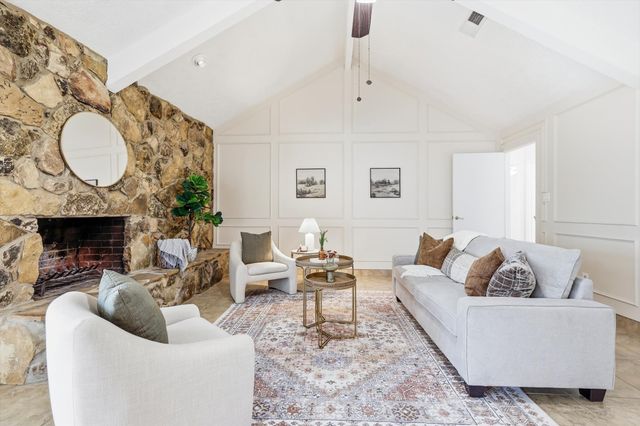 361 Oakview Drive, Lewisville, TX 75077