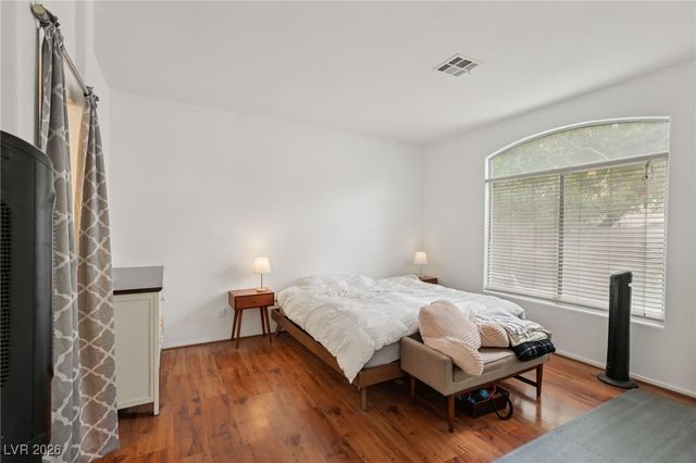 7616 Yondering Avenue, Las Vegas, NV 89131