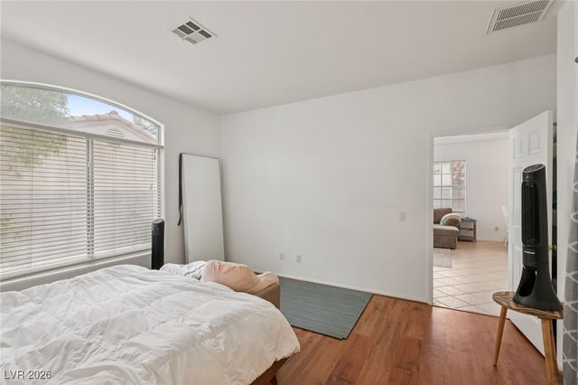 7616 Yondering Avenue, Las Vegas, NV 89131