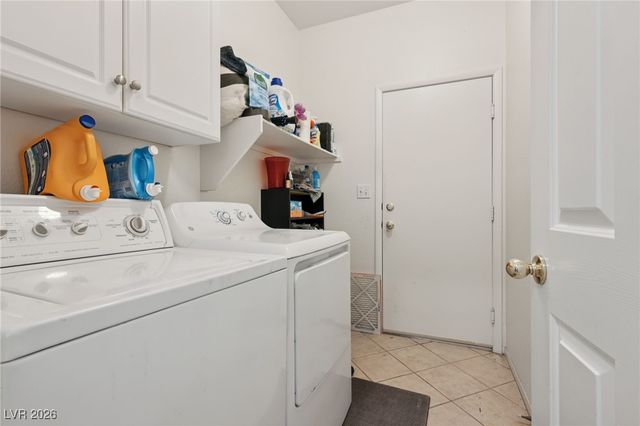 7616 Yondering Avenue, Las Vegas, NV 89131