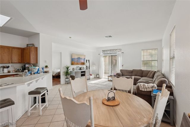 7616 Yondering Avenue, Las Vegas, NV 89131