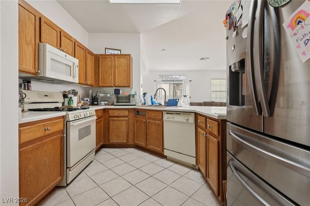 7616 Yondering Avenue, Las Vegas, NV 89131