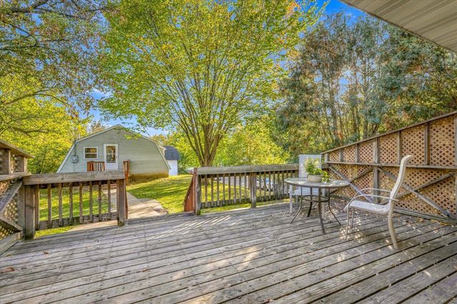 2016 Laurel Avenue, Saint Paul, MN 55104
