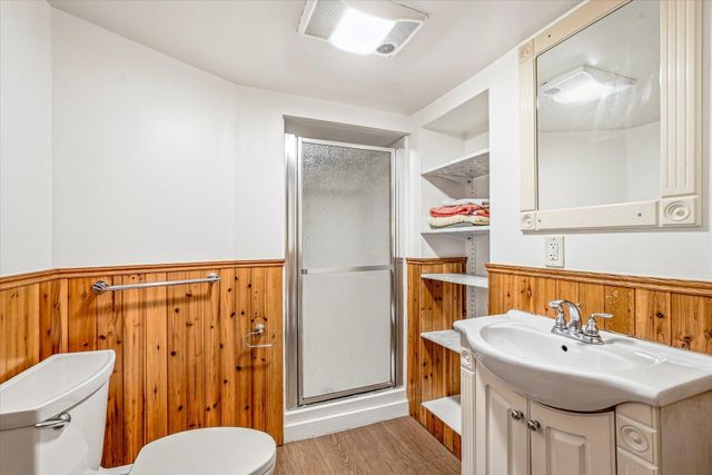 2016 Laurel Avenue, Saint Paul, MN 55104
