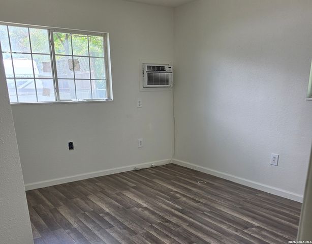 410 NOPAL ST, San Antonio, TX 78210