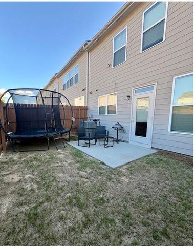 7618 Avalon Boulevard, Fairburn, GA 30213