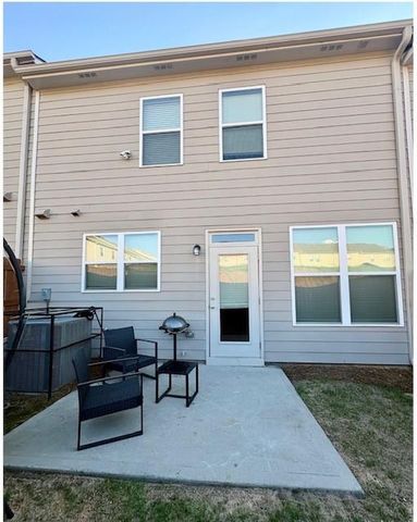 7618 Avalon Boulevard, Fairburn, GA 30213