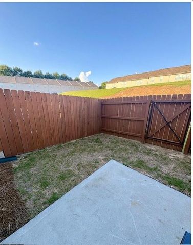 7618 Avalon Boulevard, Fairburn, GA 30213