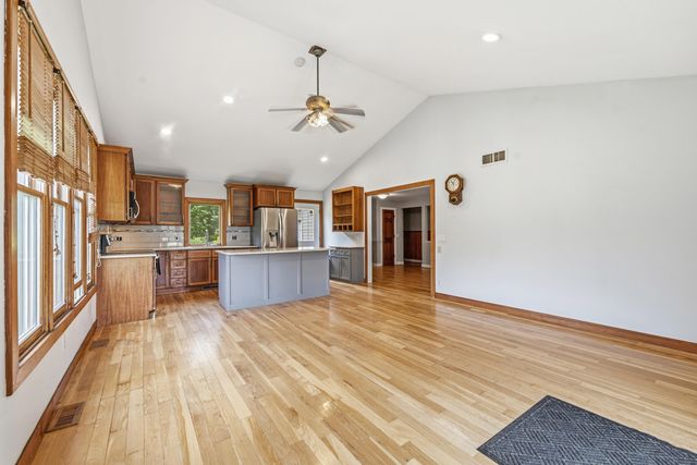 2995 65th Street, Saugatuck Twp, MI 49408