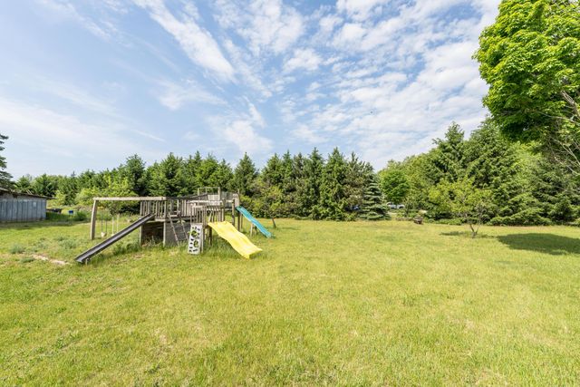 2995 65th Street, Saugatuck Twp, MI 49408