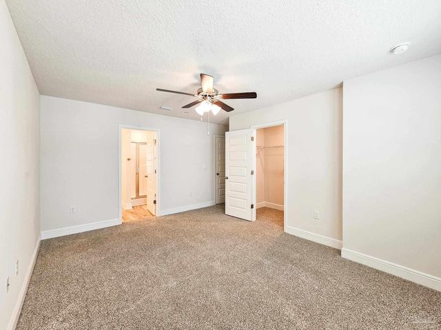 1211 Fairchild Village Dr, Pensacola, FL 32504