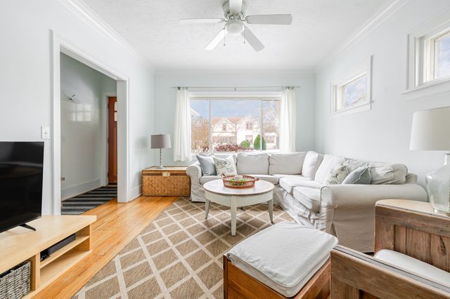 321 Clinton Street, South Haven City, MI 49090