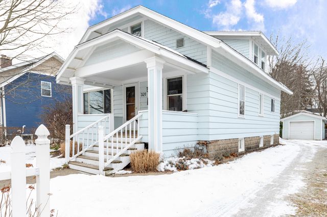 321 Clinton Street, South Haven City, MI 49090