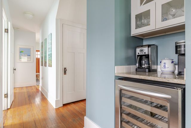 321 Clinton Street, South Haven City, MI 49090