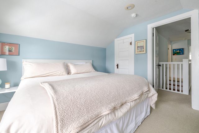 321 Clinton Street, South Haven City, MI 49090