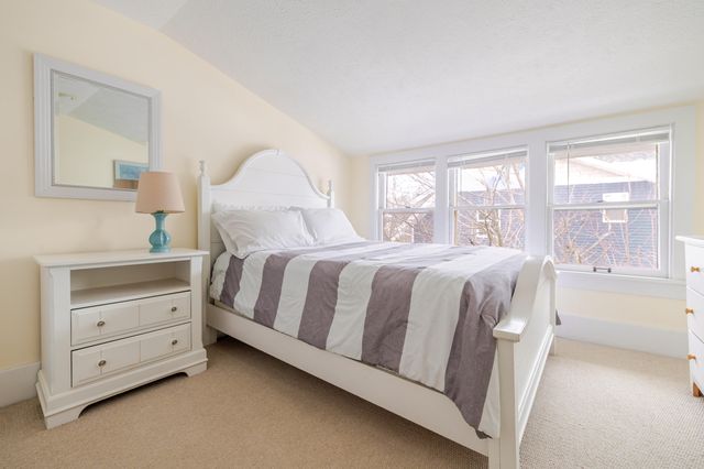 321 Clinton Street, South Haven City, MI 49090