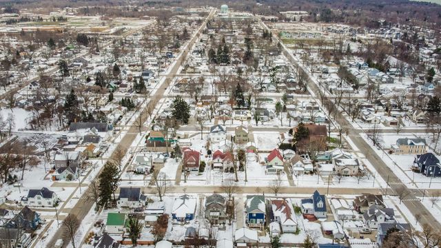 321 Clinton Street, South Haven City, MI 49090