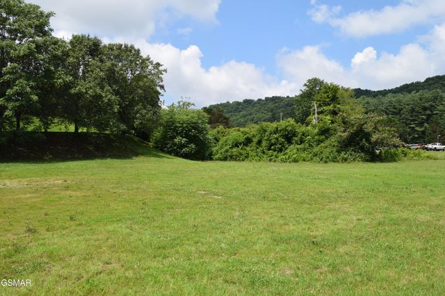 1645 E Main Street, Rogersville, TN 37857