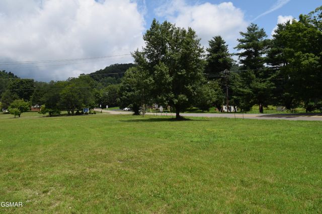 1645 E Main Street, Rogersville, TN 37857