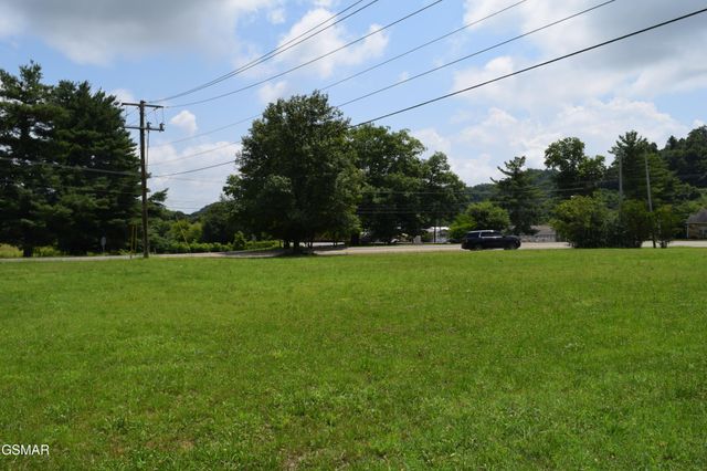 1645 E Main Street, Rogersville, TN 37857