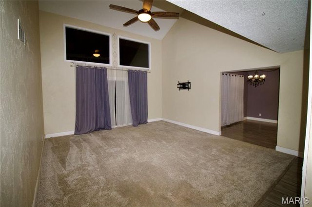 1809 Montview Avenue, Godfrey, IL 62035