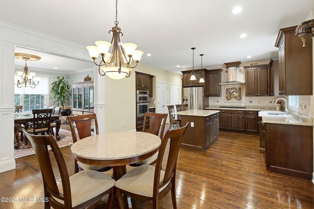 102 Hidden Pond Court, Manalapan, NJ 07726