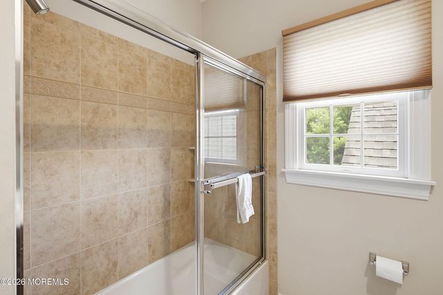102 Hidden Pond Court, Manalapan, NJ 07726